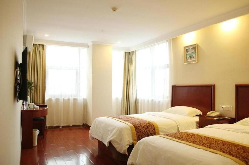 Greentree Eastern Bijie Qixingguan Zhaoshanghuayuan Hotel Exterior photo